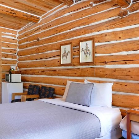 Trail Shop Inn 와피티 외부 사진