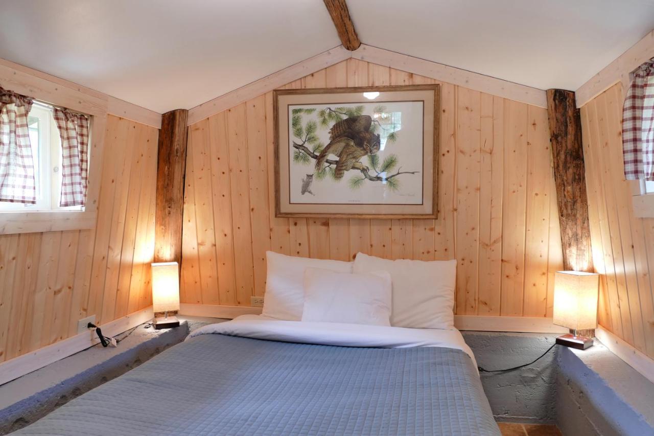 Trail Shop Inn 와피티 외부 사진