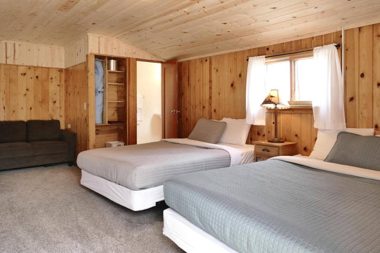Trail Shop Inn 와피티 외부 사진