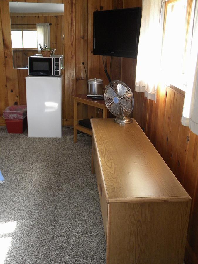 Trail Shop Inn 와피티 외부 사진